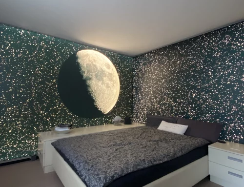 Schlafzimmer mit Wandbespannung